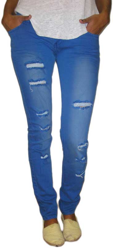 Γυναικείο jean με σκισίματα σε φωτεινό μπλε