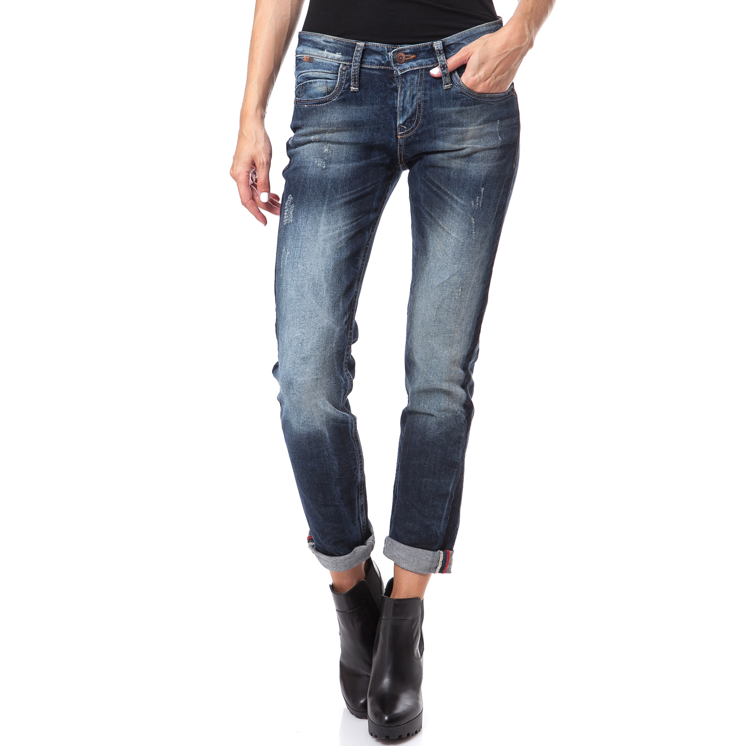 Megalyterh Ekptwsh Paraggeilete Online Mazeyw Ale Boyfriend