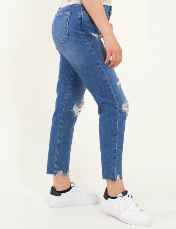 Γυναικείο μπλε Mom Fit τζιν ξέφτια σκισίματα