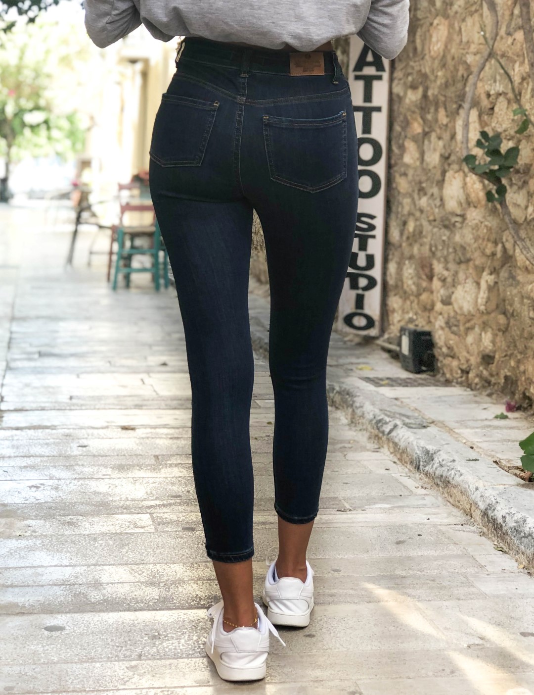 Γυναικείο μπλέ σκούρο τζιν σωλήνας LY2574 Γυναικείο μπλέ σκούρο τζιν σωλήνας 2