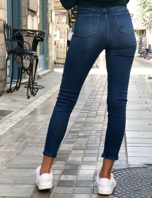 Γυναικείο μπλέ τζιν παντελόνι σωλήνας με φθορές