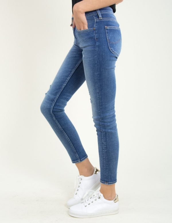 fb_151018_xeimerina_gunaikeia-80 Γυναικείο μπλε τζην παντελόνι ξεβαμμένο Lee Scarlett