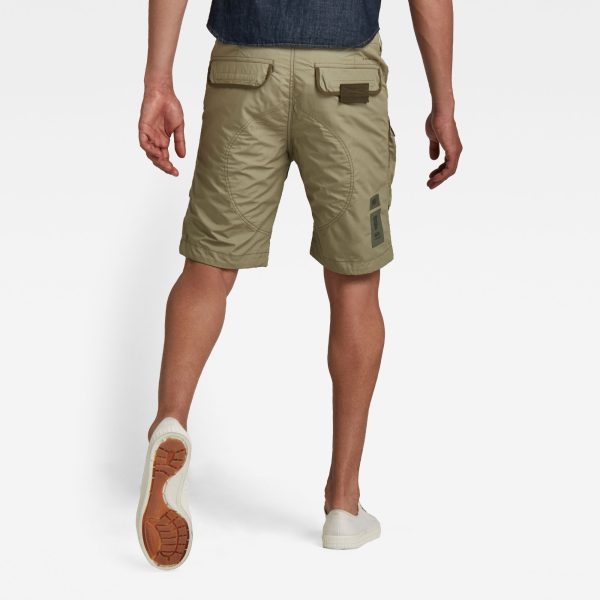 g-star-raw-3d-straight-poplin-shorts-green-model-back Ανδρική βερμούδα G-Star RAW 3D Straight Poplin Shorts | Αυθεντικό