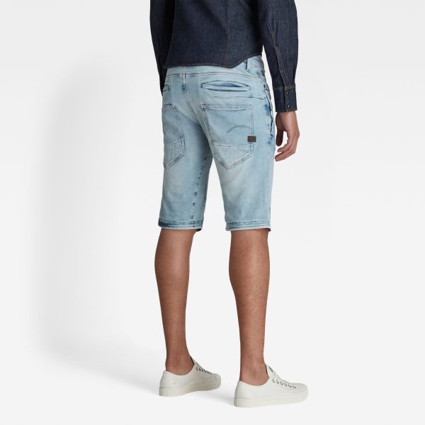 g-star-raw-d-staq-3d-shorts-light-blue-model Ανδρική βερμούδα G-Star RAW D-Staq 3D Shorts | Αυθεντικό