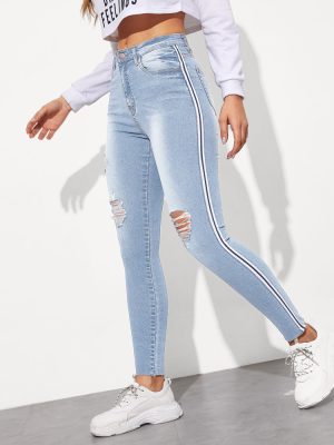 Ανοιχτόχρωμο skinny τζιν με γραμμή στο πλάι Ανοιχτόχρωμο skinny τζιν με γραμμή στο πλάι
