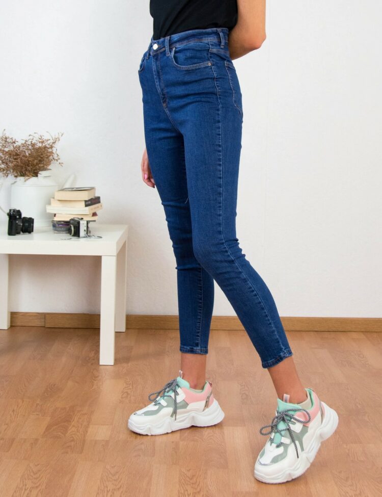 Γυναικεό μπλε τζιν παντελόνι Plus Size 2