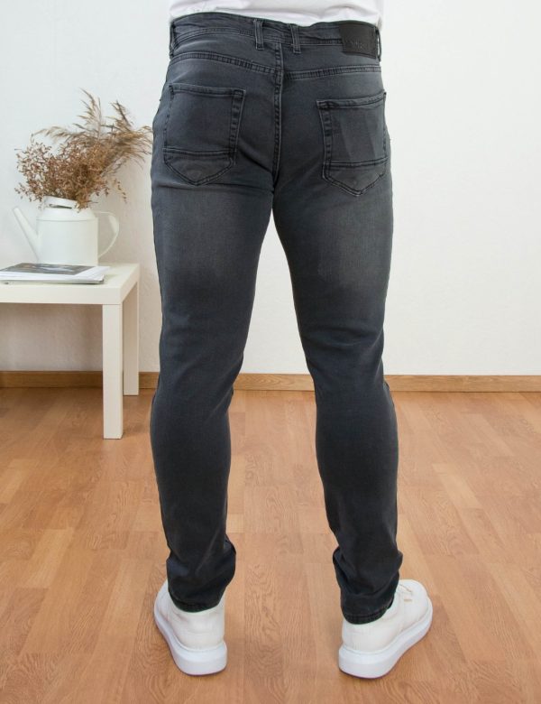 Ανδρικό ανθρακί τζιν παντελόνι με ελαφρύ ξέβαμμα