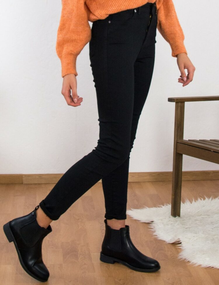 Γυναικείο μαύρο τζιν παντελόνι σωλήνας Plus Size ελαστικό 2