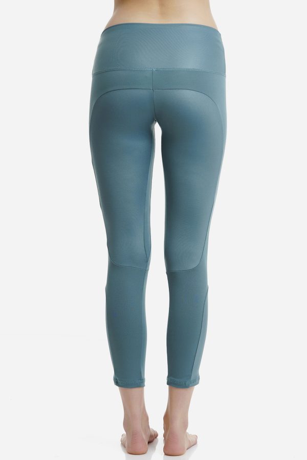 ΧΑΜΗΛΟΜΕΣΟ ΓΥΑΛΙΣΤΕΡΟ ΑΘΛΗΤΙΚΟ ΚΟΛΑΝ - ΑΝΟΙΧΤΟ ΠΡΑΣΙΝΟ