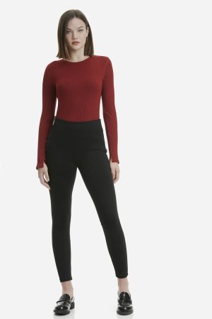 ΜΑΥΡΟ ΚΟΛΑΝ ΜΕ ΕΞΩΤΕΡΙΚΑ ΦΕΡΜΟΥΑΡ - ΜΑΥΡΟ