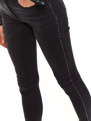 Ψηλομεσο Jean Me Τρουκς