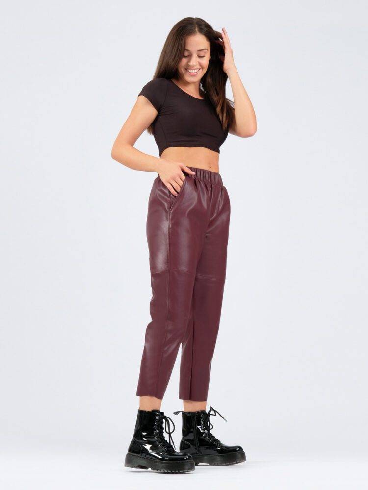 Aubrey Μπορντό Ελαστικό παντελόνι από εξαιρετικής ποιότητας δερματίνη με τσέπες και λάστιχο στην μέση. 2