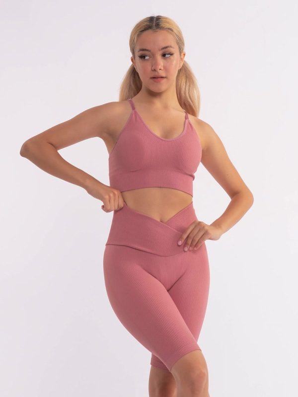 Elfin Σάπιο Μήλο Ψηλόμεσο Biker ριπ, με V σχεδιασμό στην περιοχή της κοιλιάς.