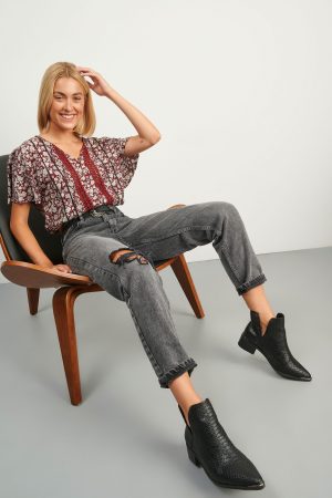 Παντελόνι τζιν mom's fit BLACK