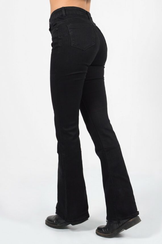 Ψηλόμεσο παντελόνι καμπάνα με τσέπες, σε μαύρο χρώμα