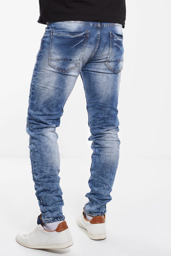 Τζιν παντελόνι σε ίσια γραμμή, τσαλακωμένη όψη και κορδόνι που δένει στη μέση