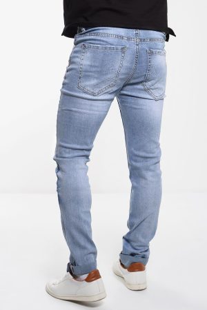 Ανδρικό τζιν παντελόνι με ελαφρώς στενή γραμμή Ανδρικό τζιν παντελόνι με ελαφρώς στενή γραμμή