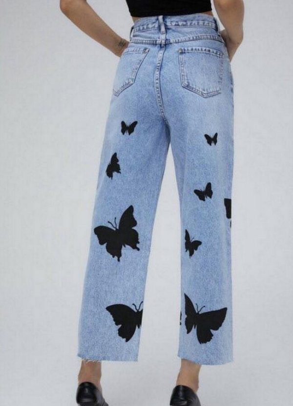 Jean παντελόνι με σχέδιο πεταλούδες
