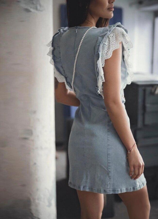 Mini jean φόρεμα με δαντέλα στο μανίκι & τσαντάκι 1