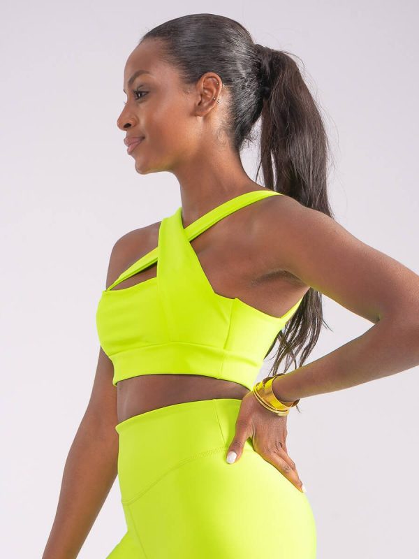 Mily Fluo yellow Αθλητικό top με χιαστί στον μπροστινό μέρος.